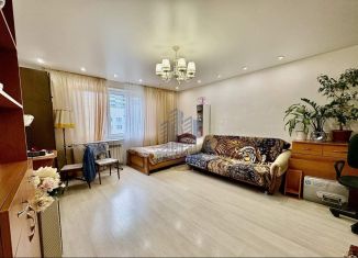 Продаю 2-ком. квартиру, 60.2 м2, Чебоксары, улица П.В. Дементьева, 15к2