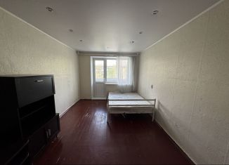 Продаю 2-комнатную квартиру, 39 м2, Челябинск, улица Сони Кривой, 47, Центральный район