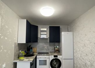 Аренда 1-комнатной квартиры, 33.3 м2, Екатеринбург, улица Чемпионов, 1