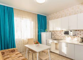 Продаю двухкомнатную квартиру, 62 м2, Оренбург, Ленинский район, Салмышская улица, 65