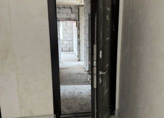 Продам 3-ком. квартиру, 96 м2, Кизляр, улица Юрикова, 5