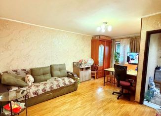 Продается 1-ком. квартира, 30.8 м2, Новороссийск, проспект Ленина, 38