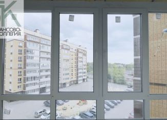 Продаю однокомнатную квартиру, 47 м2, Арзамас, улица Жуковского, 9Б