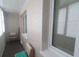 Сдам 1-комнатную квартиру, 39 м2, Тихвин, 3-й микрорайон, 30