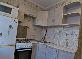 Сдаю 2-ком. квартиру, 44 м2, Челябинская область, улица 8 Марта, 179