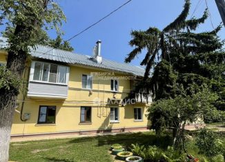 Продаю трехкомнатную квартиру, 63 м2, Богородицк, улица Коммунаров, 79