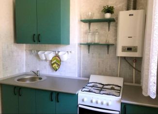 Продаю трехкомнатную квартиру, 58.8 м2, Оренбург, улица Ворошилова, 15, Дзержинский район
