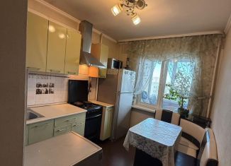 Продаю 2-ком. квартиру, 47.8 м2, Екатеринбург, Ленинский район, улица Академика Бардина, 30