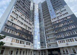 Продается 2-комнатная квартира, 72 м2, Краснодар, улица Стасова, 10