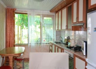 Аренда дома, 82 м2, посёлок городского типа Гурзуф, улица Строителей, 8