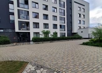 Продаю 1-ком. квартиру, 42.4 м2, Екатеринбург, Чкаловский район, Счастливая улица, 8