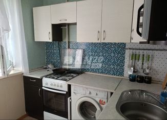 Сдам однокомнатную квартиру, 32.1 м2, Челябинская область, Южная улица, 4Б
