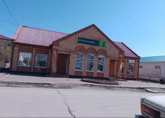 Продам торговую площадь, 354.5 м2, село Поспелиха, Коммунистическая улица, 37