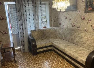 Сдается двухкомнатная квартира, 43 м2, Оренбургская область, Новая улица, 10