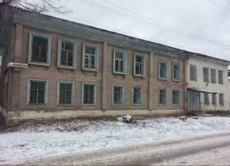 Продаю помещение свободного назначения, 435.1 м2, Камбарка, улица Карла Маркса, 67