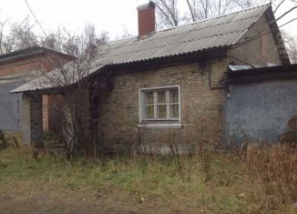 Продаю гараж, 30 м2, Коми, Пионерская улица, 16А