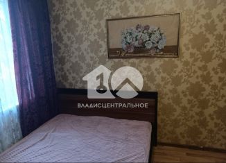Сдается в аренду 2-комнатная квартира, 44 м2, Новосибирск, Чемская улица, 12