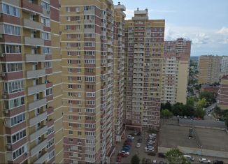 Сдаю в аренду 1-ком. квартиру, 45 м2, Краснодар, проспект имени писателя Знаменского, 10, микрорайон Почтовый