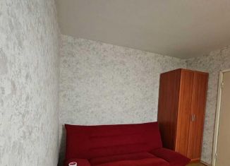 Сдаю в аренду 2-ком. квартиру, 45 м2, Москва, улица Генерала Тюленева, 39, ЮЗАО