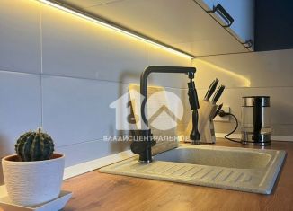 Продам квартиру студию, 33 м2, Новосибирск, Плющихинская улица, 2, метро Золотая Нива