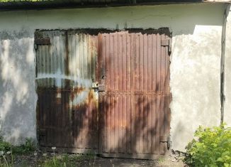 Продаю гараж, 30 м2, Осинники