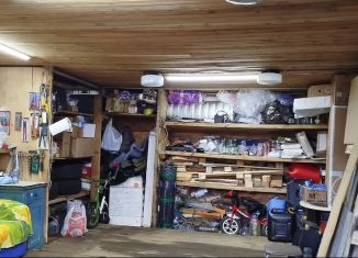 Продается гараж, 30 м2, поселок городского типа Никель