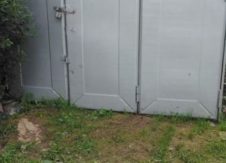 Продается гараж, село Большеустьикинское, Центральная площадь