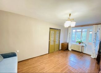 Сдам в аренду двухкомнатную квартиру, 44.5 м2, посёлок Металлострой, улица Максима Горького, 4