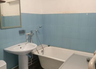 Сдаю 1-ком. квартиру, 35 м2, Тюмень, улица Республики, 171, Ленинский округ