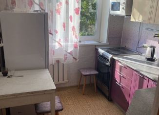 Сдам 2-ком. квартиру, 46 м2, Междуреченск, улица Комарова, 18