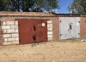 Продается гараж, 24 м2, Нариманов, Центральная площадь