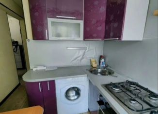 Сдается в аренду 2-ком. квартира, 42 м2, Астрахань, улица Татищева, к18