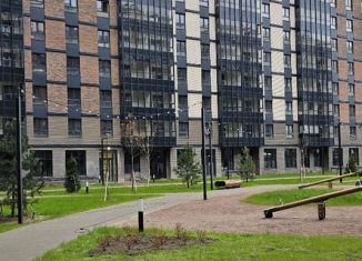 Продам гараж, 10 м2, Кудрово, Солнечная улица, 4