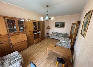 Сдам в аренду 3-комнатную квартиру, 69.8 м2, Астрахань, улица Валерии Барсовой, 15