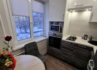 Аренда 4-ком. квартиры, 58.8 м2, Северодвинск, Морской проспект, 31