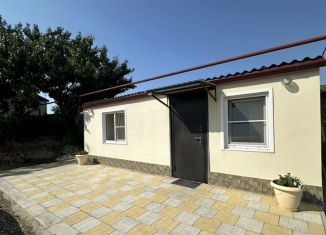 Сдача в аренду дома, 40 м2, Ейск, улица Карла Маркса, 62