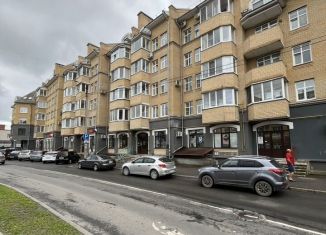 Продается помещение свободного назначения, 91 м2, Псков, улица Льва Толстого, 3