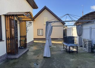 Продаю дом, 120 м2, Майкоп, улица 3-го Интернационала, 54