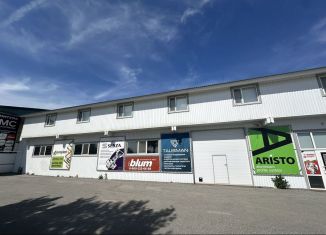 Продам помещение свободного назначения, 1690 м2, Кузнецк, улица Строителей, 85А