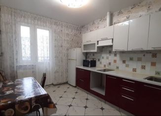 Сдам 1-комнатную квартиру, 38 м2, Краснодар, улица Героев-Разведчиков, 22, ЖК Возрождение