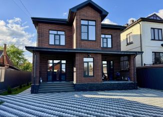 Продаю дом, 210 м2, Ставрополь, улица Короткова, 30, Ленинский район