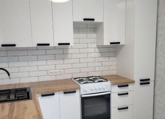 Сдаю однокомнатную квартиру, 33 м2, Кумертау, Комсомольская улица, 12