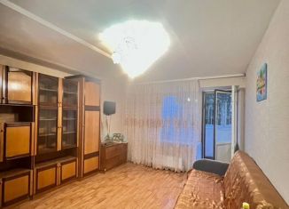 Сдам в аренду однокомнатную квартиру, 38 м2, Республика Башкортостан, улица Менделеева, 171/3