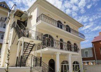 Двухкомнатная квартира в аренду, 60 м2, Геленджик, Кабардинская улица, 40