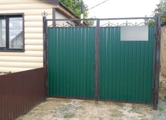 Сдам в аренду дом, 70 м2, Соль-Илецк, улица Братьев Кутеповых, 3