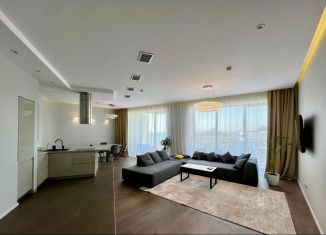 Сдам трехкомнатную квартиру, 165 м2, Сочи, Курортный проспект, 105, микрорайон Приморье