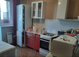 Сдача в аренду 2-ком. квартиры, 54 м2, Тобольск, 15-й микрорайон, 23, ЖК Ермак