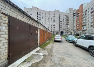 Сдаю в аренду гараж, 18 м2, Псковская область, Рижский проспект, 51