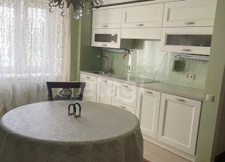 Аренда трехкомнатной квартиры, 78.1 м2, Верхняя Пышма, улица Уральских Рабочих, 46А