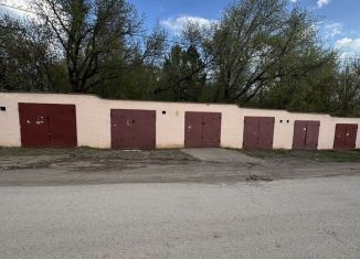 Продаю гараж, 26 м2, Октябрьский, улица Кортунова, 2/4